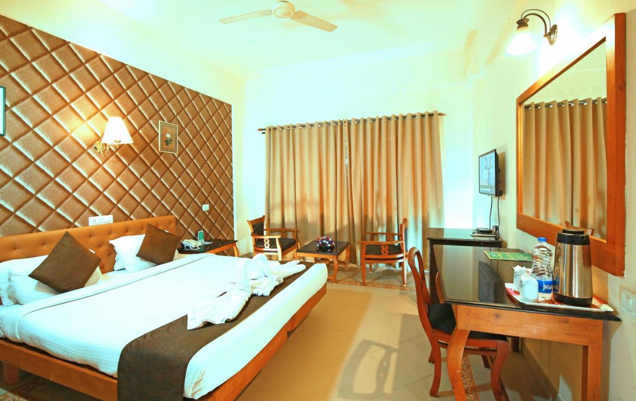 Royal Omars Hotel Kannur Exterior photo