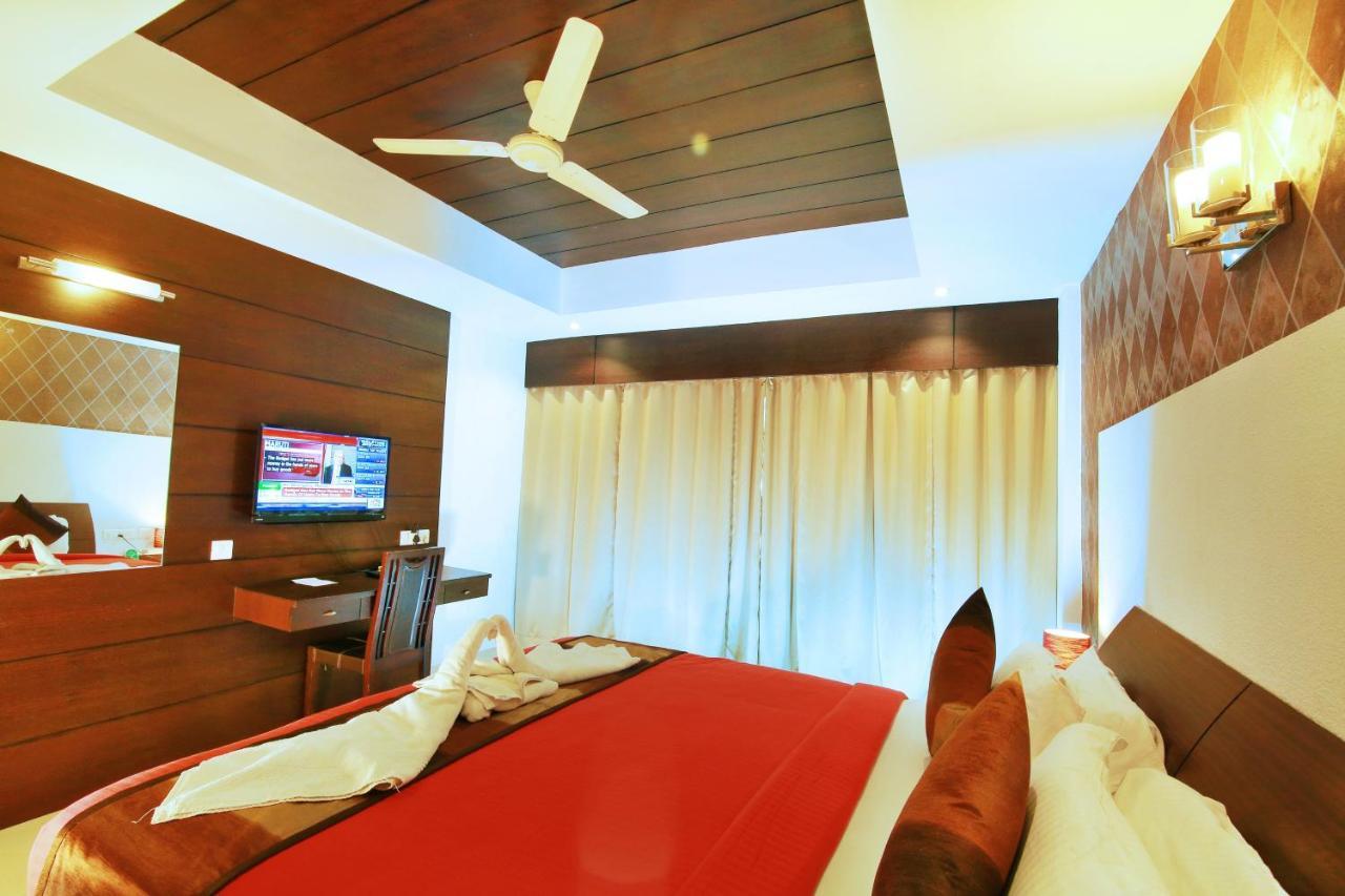 Royal Omars Hotel Kannur Exterior photo