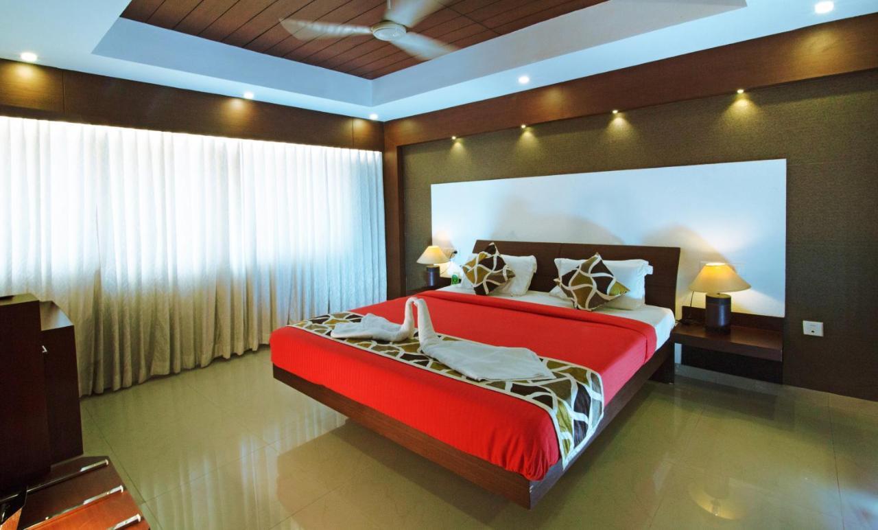 Royal Omars Hotel Kannur Exterior photo